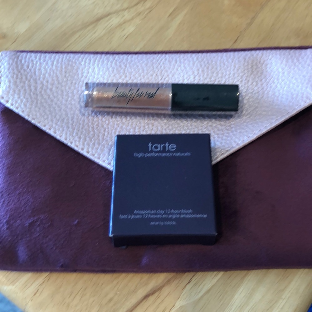 ❌ PRICE IS FIRM ❌ Ipsy makeup bundle- NEW!